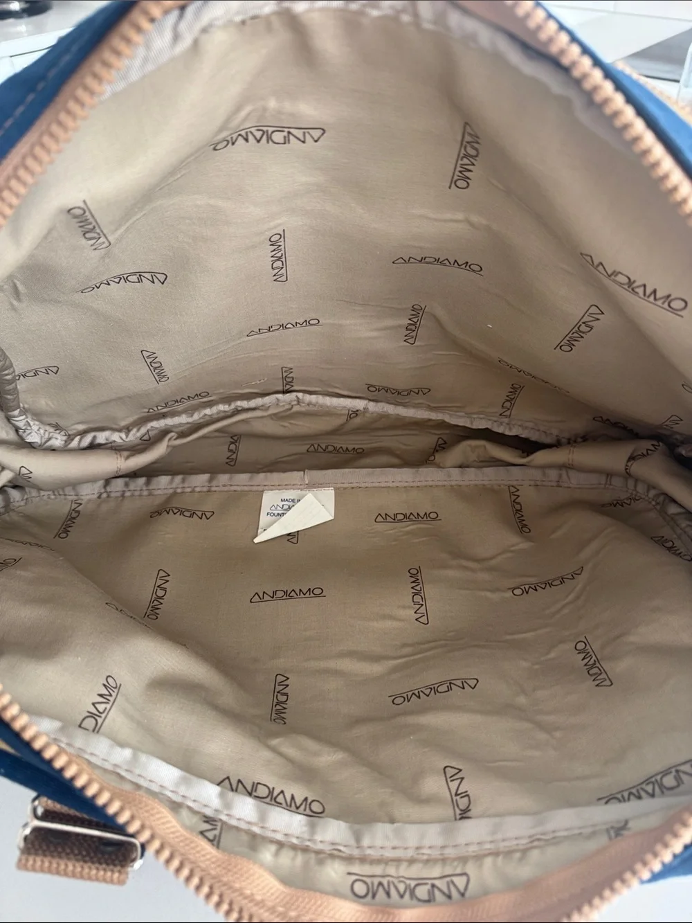 Vintage Andiamo canvas travel/tote bag, Navy Canvas, Turnlock Front pockets